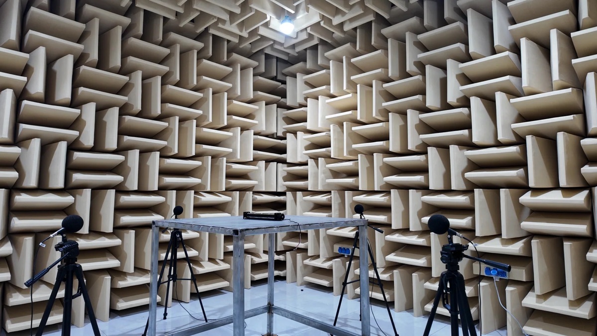 LONGWELL semi-anechoic chamber during fan noise testing