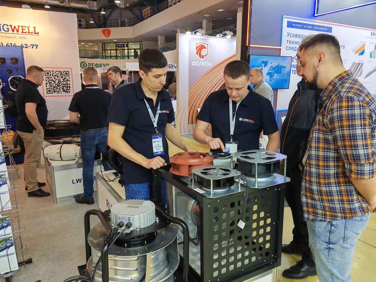 LONGWELL booth at an international HVACR exhibition